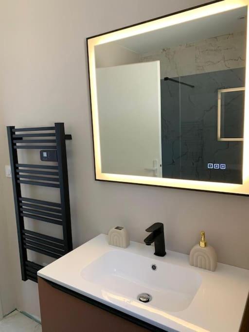 Villa Chic 3 Chambres ,2 Sdb Chatellerault Luaran gambar